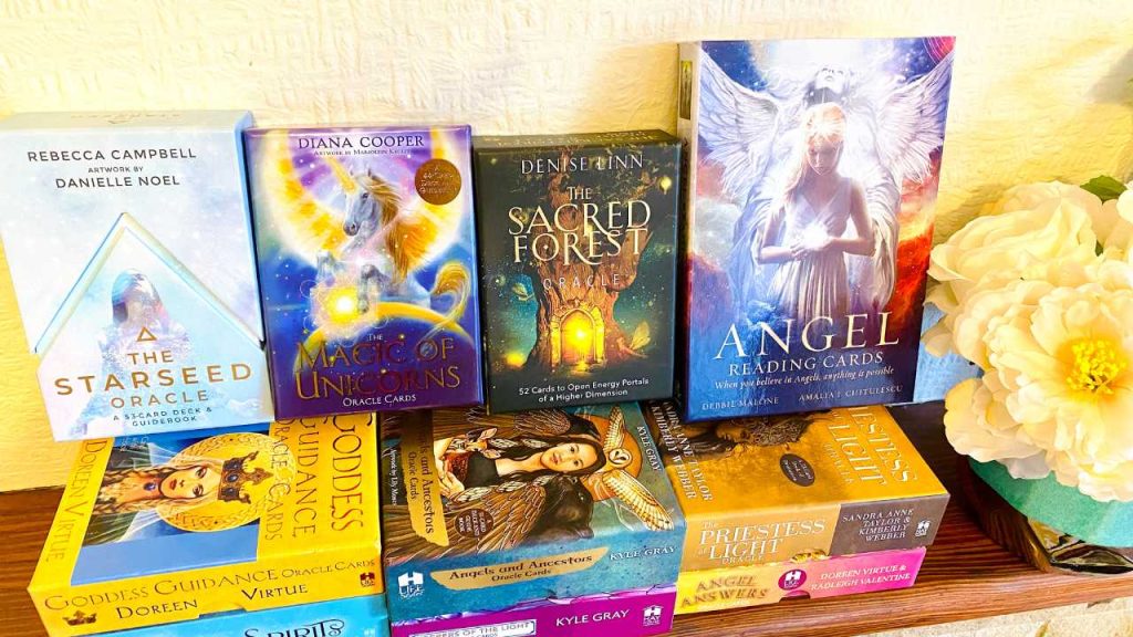 高次元と繋がりたい人向けのオラクルカード10選 【2023年のおすすめデッキ】